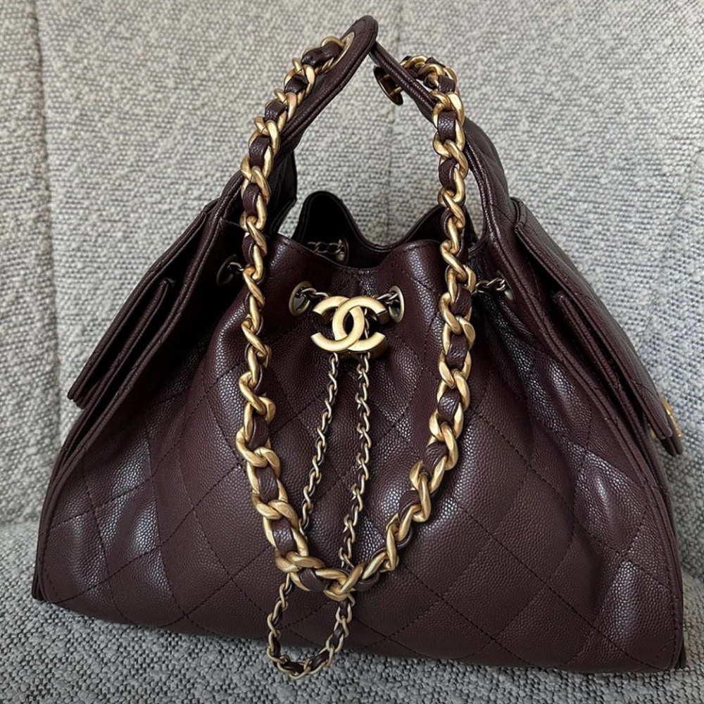 Chanel 25 Hobo bag small, dark brown chocolate caviar with aged gold hardware
